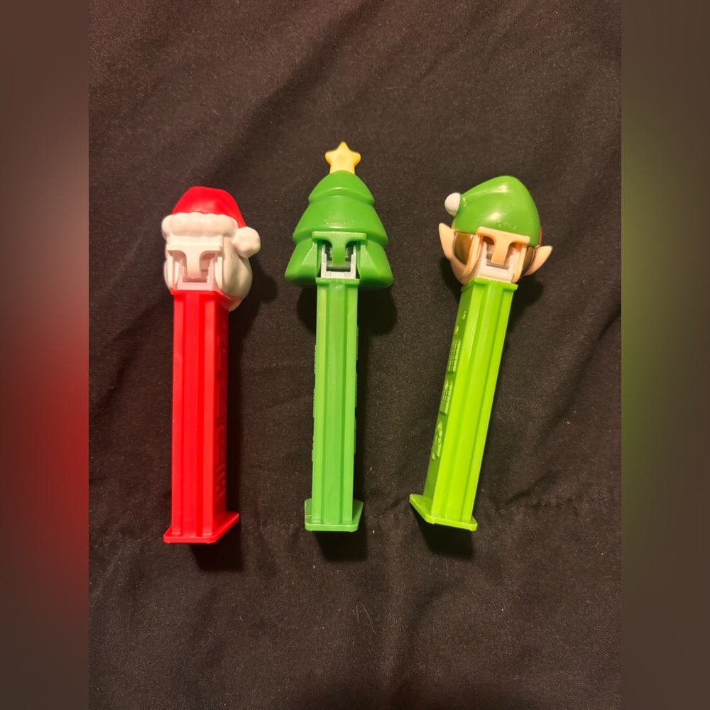 PEZ Dispenser Christmas Themed Set of 3 - Picture 2 of 2